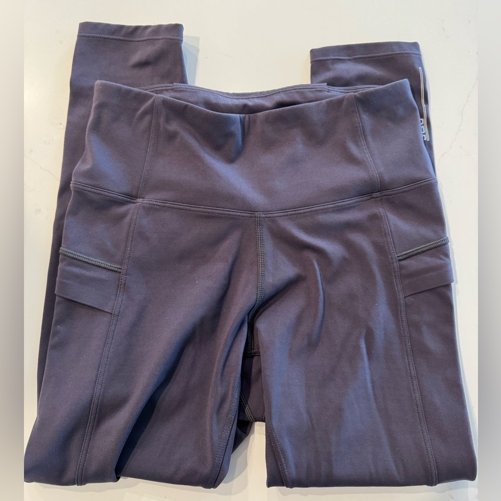 Stio Women’s Leggings, black size small. Excellent condition.